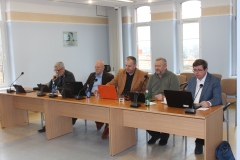 Radni podczas posiedzenia Rady Powiatu Wschowskiego